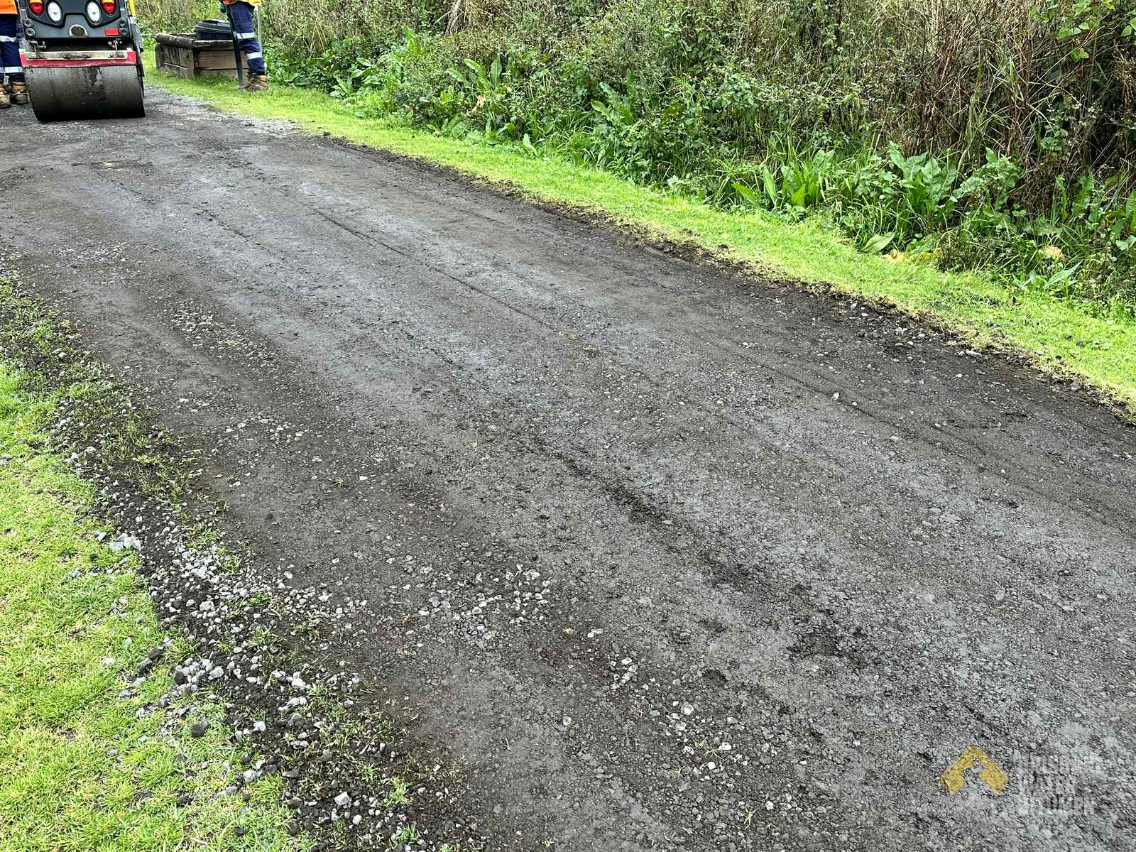 Cart Path & Access Road Resurfacing, Mangrove Mountain project photo 3