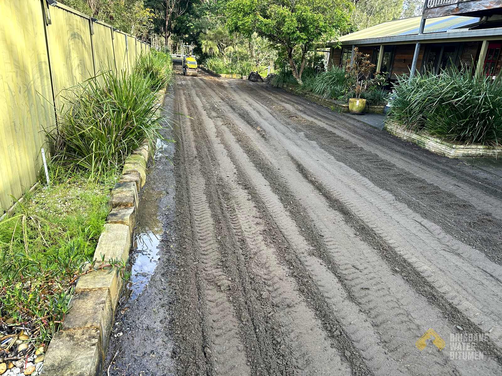 Shared Lane Driveway Resurfacing, Empire Bay project photo 1