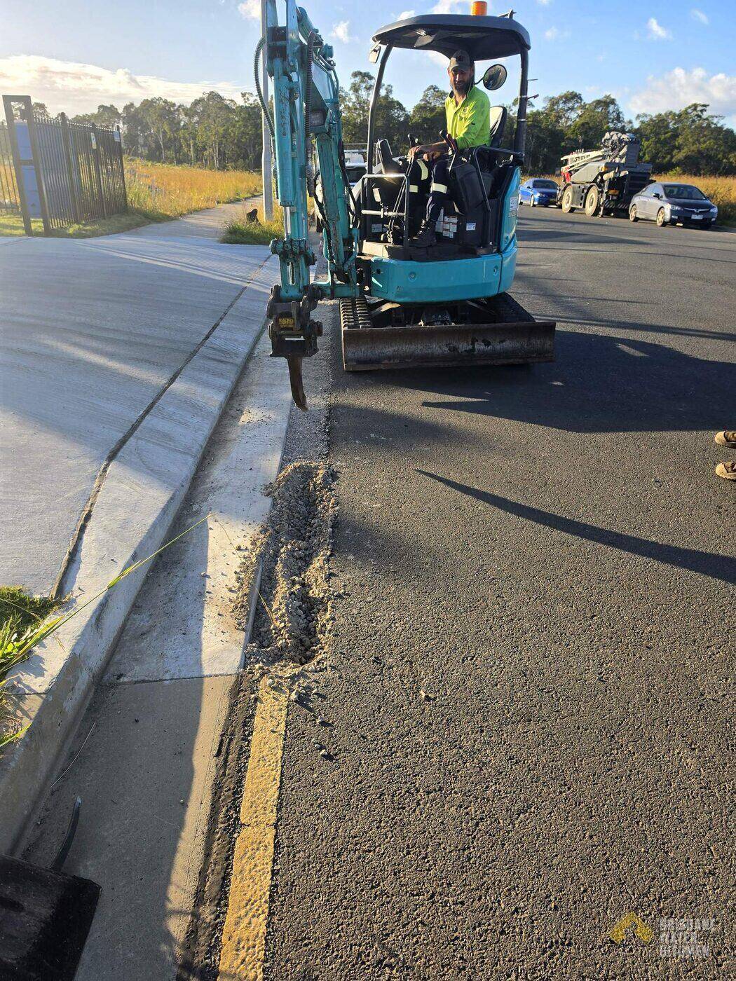 Road Shoulder Excavation project photo